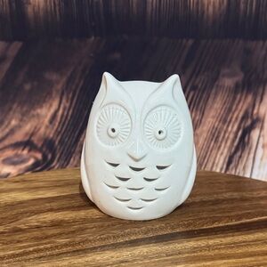 White Ceramic Owl tea light Holder
